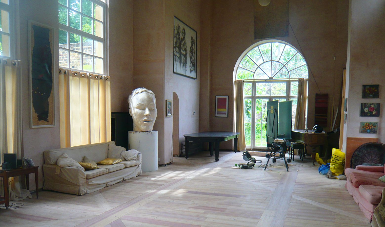 Rosie Huntington-Whiteley at Upper Mall